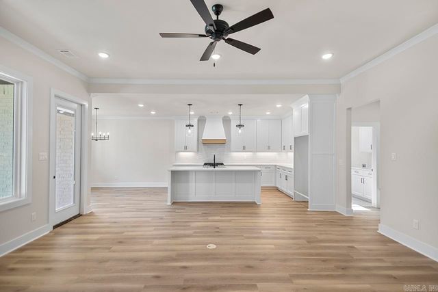 3892 SPENCER CROSSING Drive, Benton, AR 72019