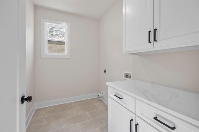 3892 SPENCER CROSSING Drive, Benton, AR 72019