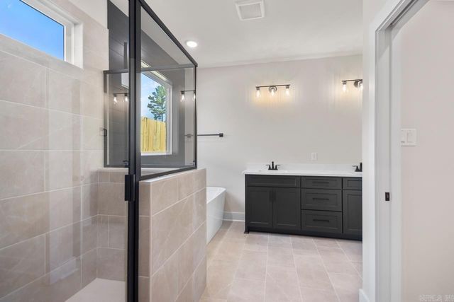 3892 SPENCER CROSSING Drive, Benton, AR 72019