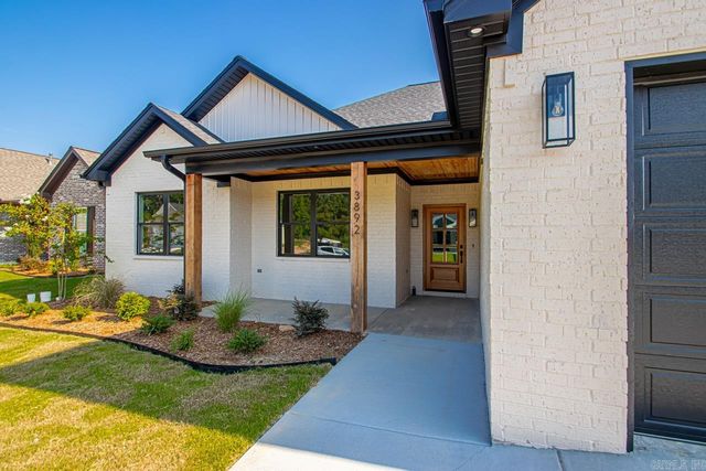 3892 SPENCER CROSSING Drive, Benton, AR 72019