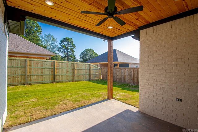 3892 SPENCER CROSSING Drive, Benton, AR 72019