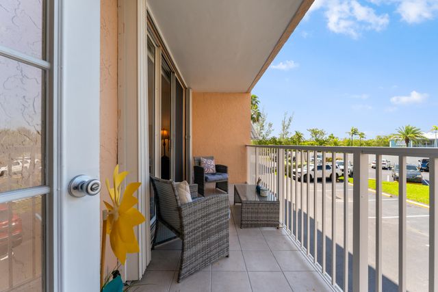 3930 S Roosevelt Blvd Apt 104E, Key West, FL 33040