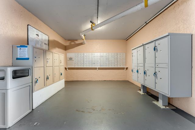 3930 S Roosevelt Blvd Apt 104E, Key West, FL 33040