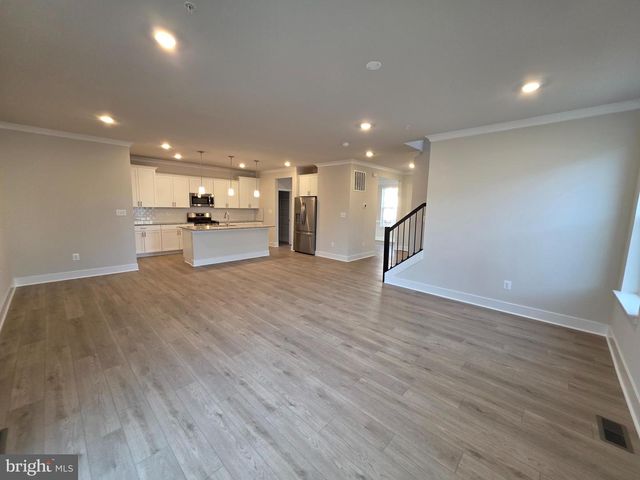 6613 GREENLEIGH AVE, Middle River, MD 21220