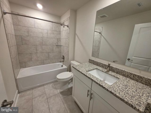 6613 GREENLEIGH AVE, Middle River, MD 21220