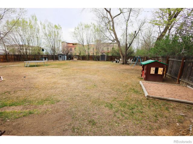 507 W 11th Street, Loveland, CO 80537