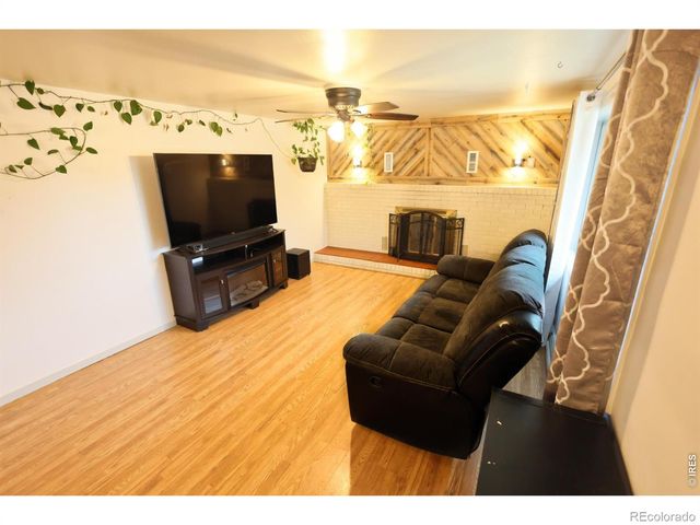 507 W 11th Street, Loveland, CO 80537