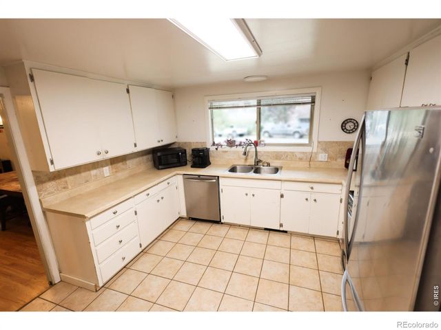 507 W 11th Street, Loveland, CO 80537