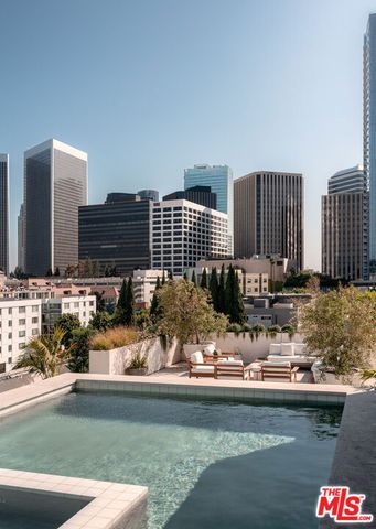 9900 S Santa Monica Boulevard PHE, Beverly Hills, CA 90212