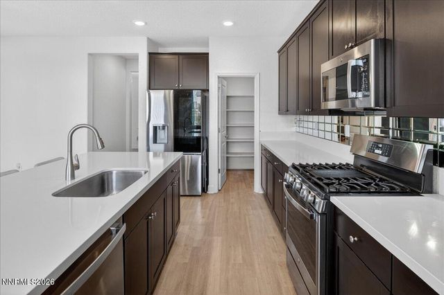 1280 Harness Drive, Sparks, NV 89436