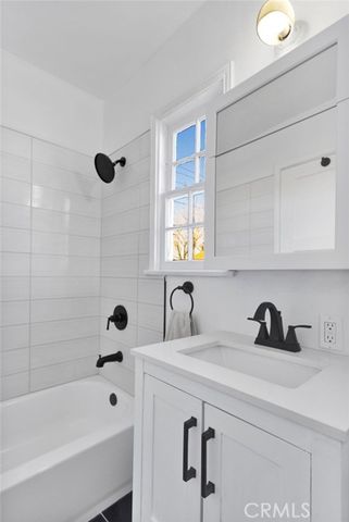 724 Mount Vernon Avenue, Barstow, CA 92311