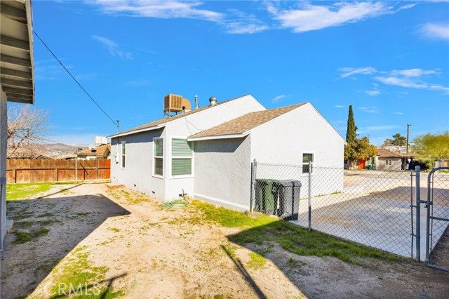 724 Mount Vernon Avenue, Barstow, CA 92311