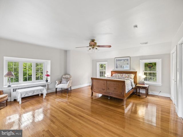 230 SPROUL RD, Villanova, PA 19085
