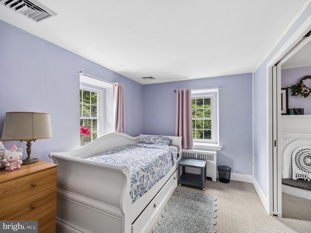 230 SPROUL RD, Villanova, PA 19085