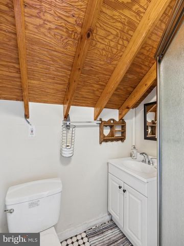 230 SPROUL RD, Villanova, PA 19085