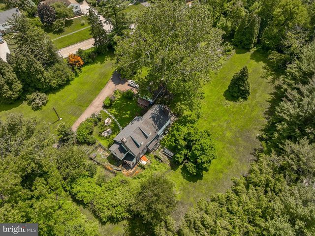 230 SPROUL RD, Villanova, PA 19085