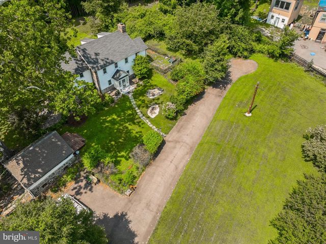 230 SPROUL RD, Villanova, PA 19085