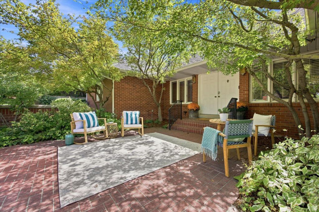1592 E FEDERAL HEIGHTS DR, Salt Lake City, UT 84103 — photo 3