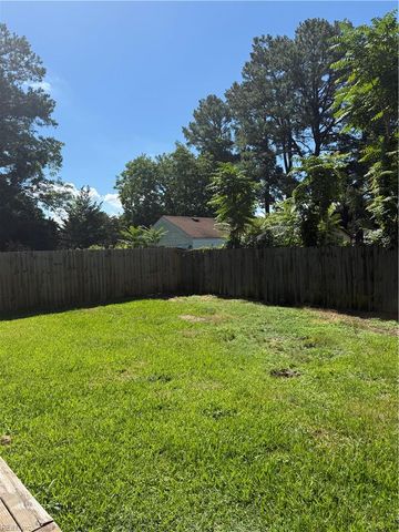 209 York DR, Portsmouth, VA 23702