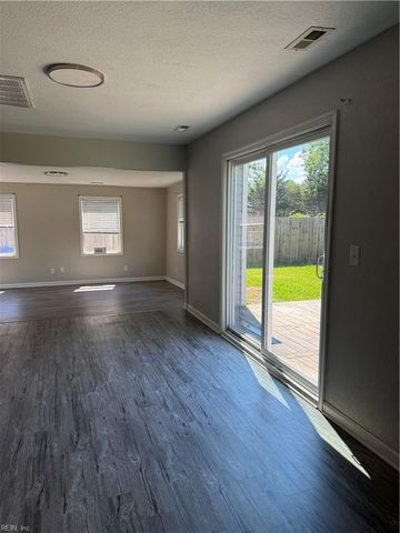 209 York DR, Portsmouth, VA 23702