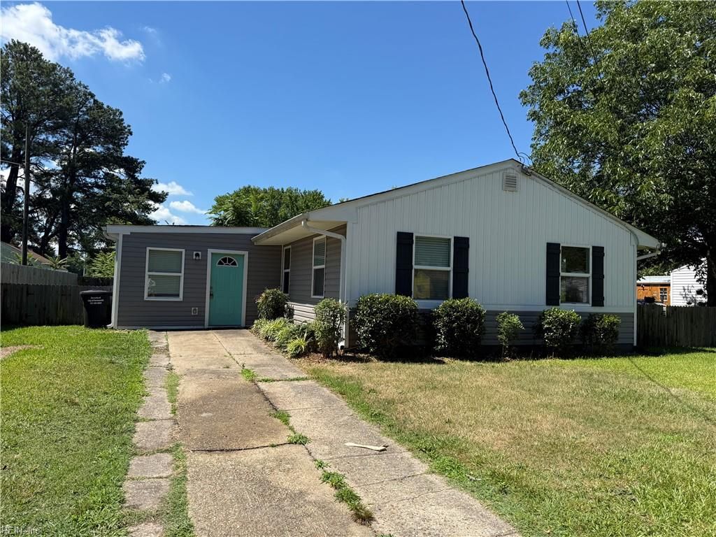 209 York DR, Portsmouth, VA 23702
