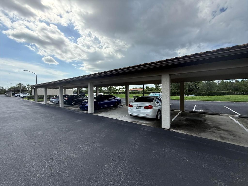 Image 20 of property listing at 16804 VARDON TERRACE 103, Bradenton, FL 34211