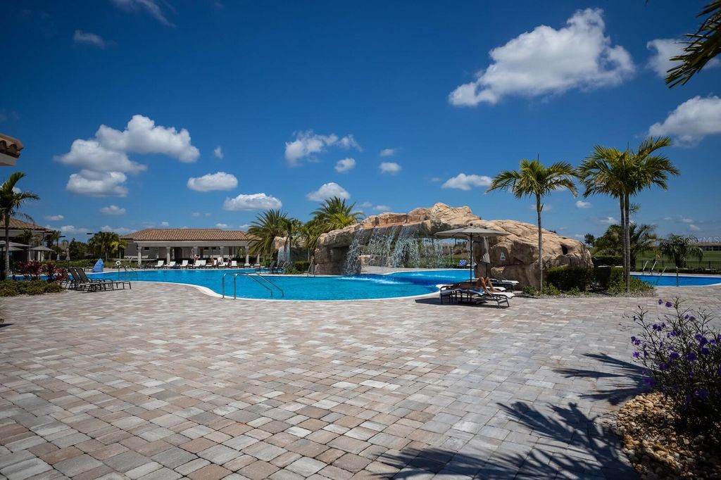 Image 30 of property listing at 16804 VARDON TERRACE 103, Bradenton, FL 34211