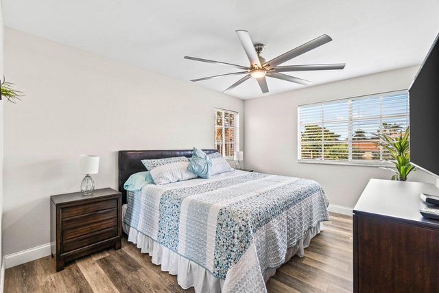157 Yacht Club Way, Hypoluxo, FL 33462