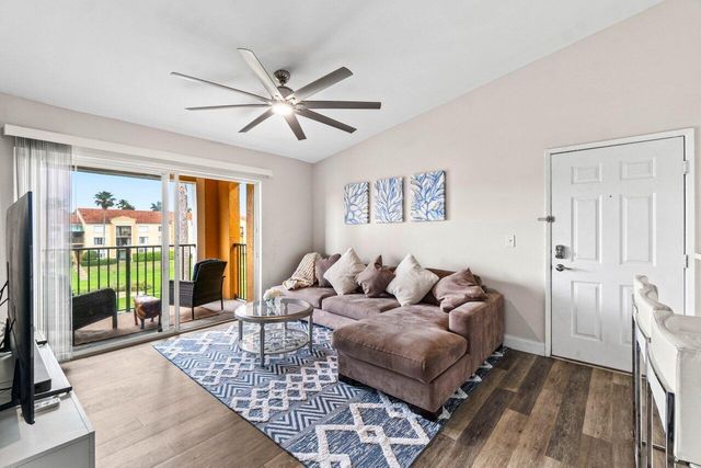 157 Yacht Club Way, Hypoluxo, FL 33462