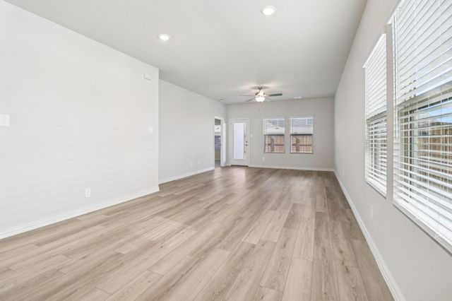 422 Dorothy Drive, Princeton, TX 75071