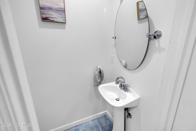 28 Melrose Drive 7C, Toms River, NJ 08753