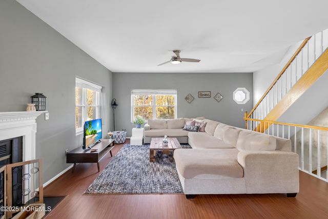 28 Melrose Drive 7C, Toms River, NJ 08753