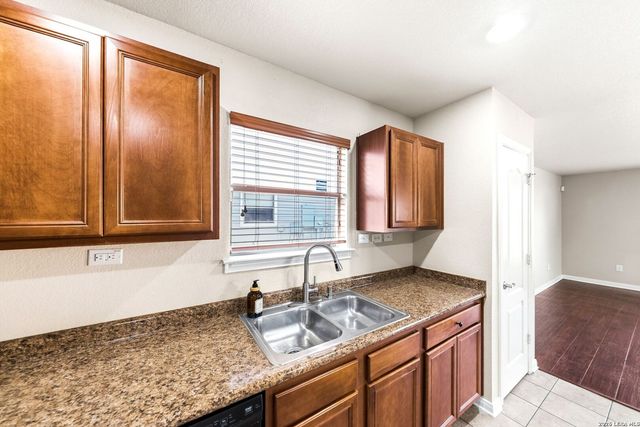 631 Scarlet Ibis, San Antonio, TX 78245