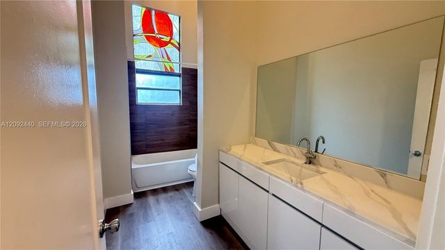 126 NE 19th Avenue 2, Pompano Beach, FL 33060