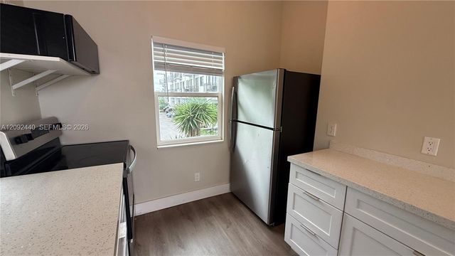126 NE 19th Avenue 2, Pompano Beach, FL 33060
