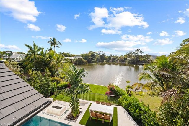 1199 12th ST N, Naples, FL 34102