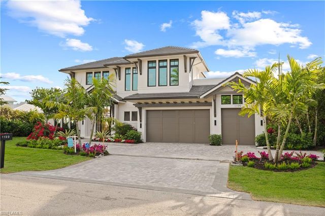 1199 12th ST N, Naples, FL 34102