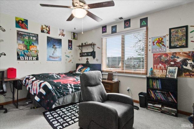 901 Greengate Court, Evansville, IN 47715