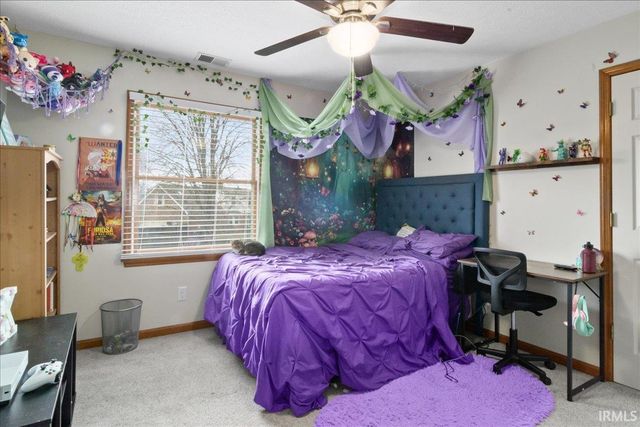 901 Greengate Court, Evansville, IN 47715