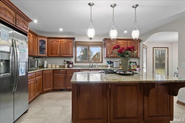 901 Greengate Court, Evansville, IN 47715