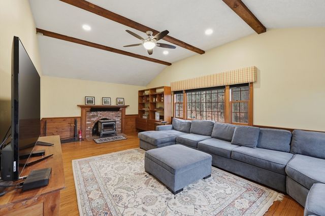 130 Arlington Street, Acton, MA 01720