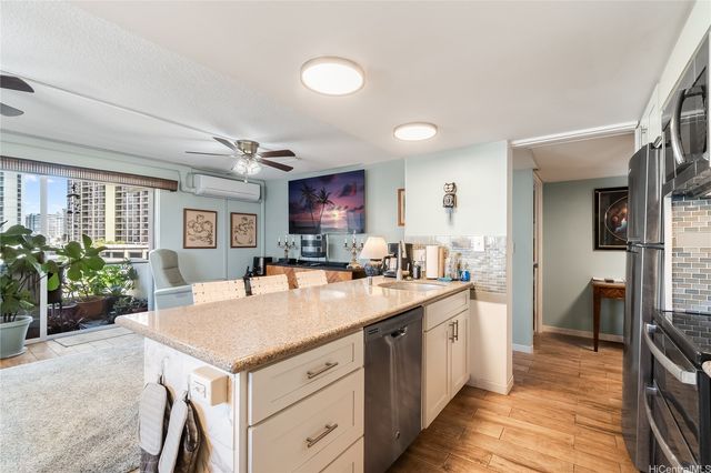 240 Makee Road 6B, Honolulu, HI 96815