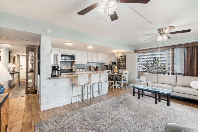 240 Makee Road 6B, Honolulu, HI 96815