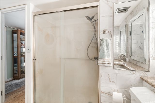 240 Makee Road 6B, Honolulu, HI 96815