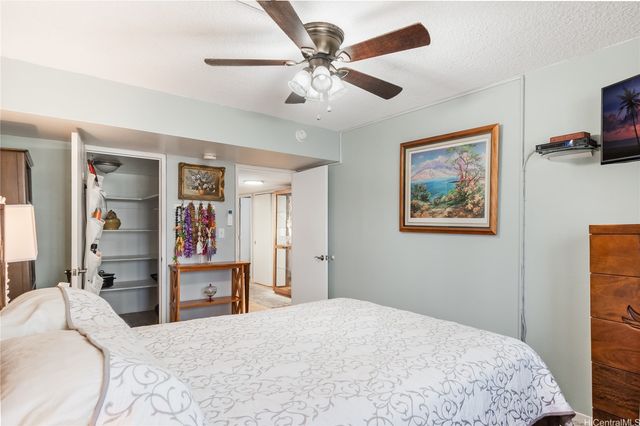 240 Makee Road 6B, Honolulu, HI 96815