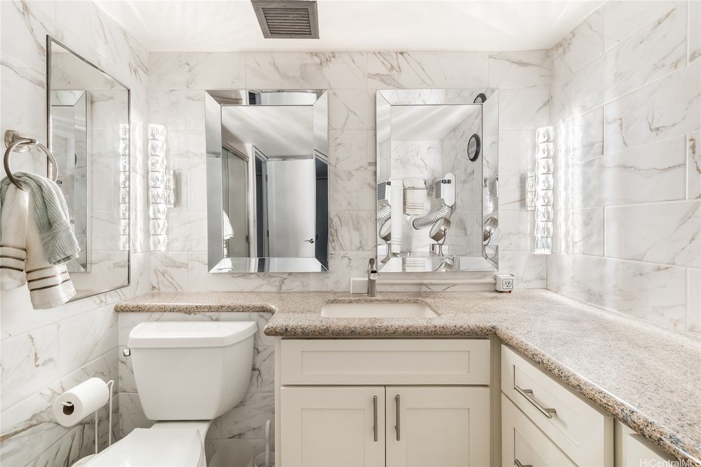 240 Makee Road 6B, Honolulu, HI 96815