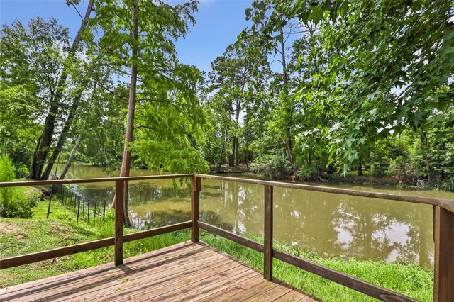 18111 Humber River Lane, Houston, TX 77044