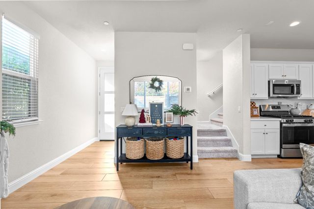 1383 Kinship Dr, Turlock, CA 95382