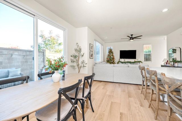 1383 Kinship Dr, Turlock, CA 95382