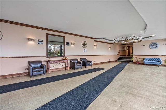 8450 169th Street 306, Jamaica, NY 11432